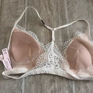Victoria secret brallete NwT